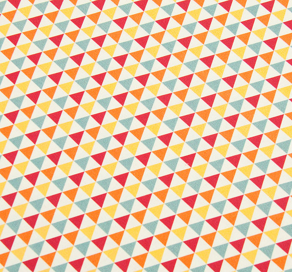 Baumwolle Stoff Dreiecke creme bunt - Meterware ab 25 cm x 147 cm
